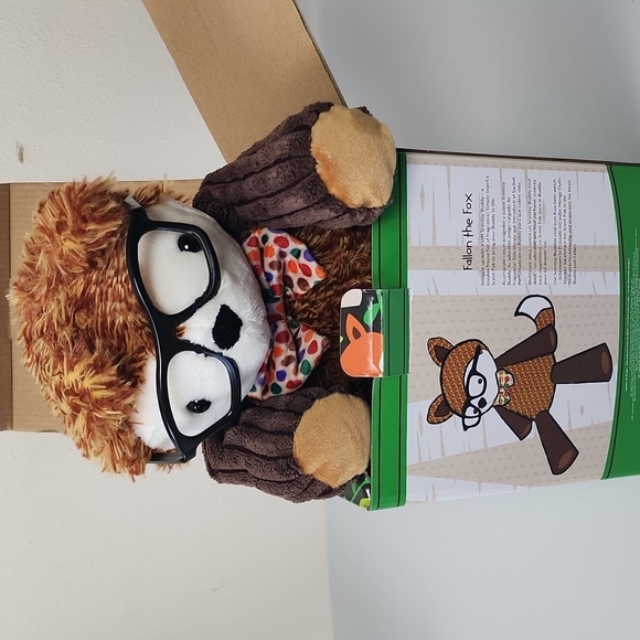 NIB,Scentsy Buddy Authentic Kids. Fallon the Fox. - Picture 4 of 16